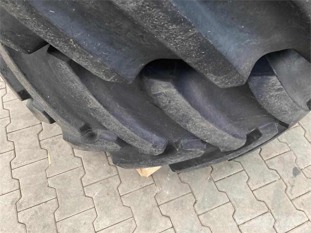 Starmaxx 600/70R30 Gume, kotači i naplatci
