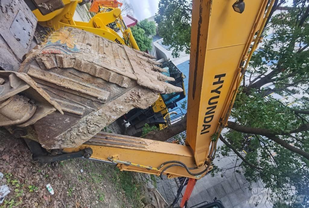 Hyundai R210W-9 Bageri na kotačima