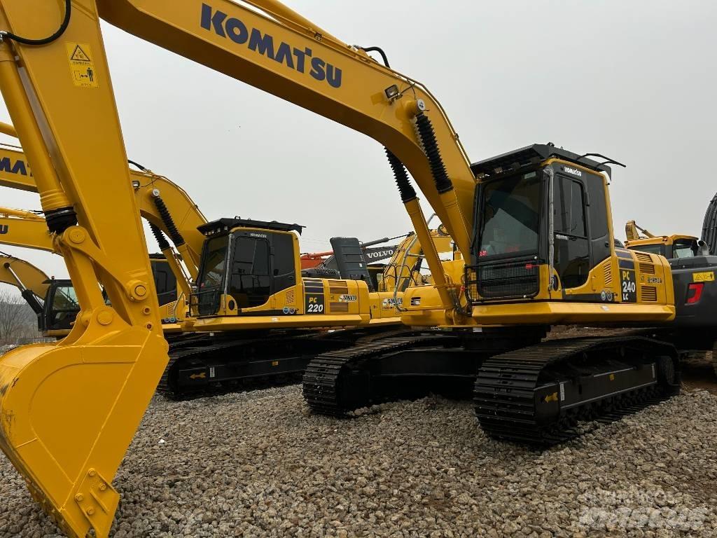 Komatsu 240-8 Bageri gusjeničari