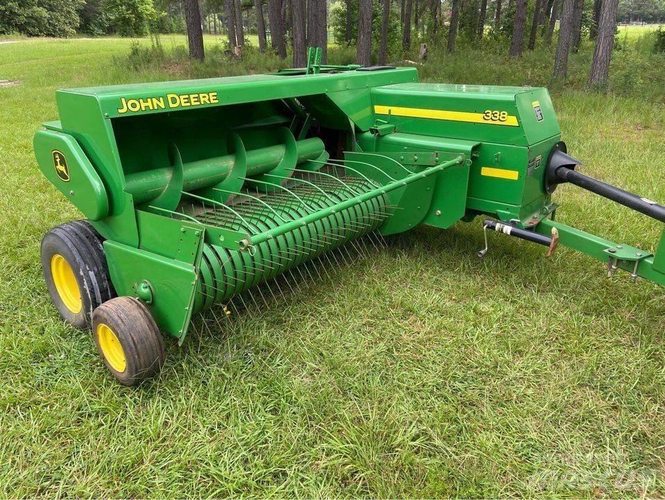 John Deere 338 Baler Balirke za kockaste bale