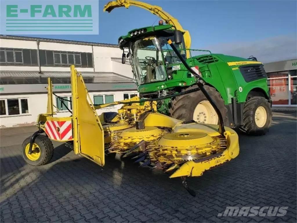 John Deere 9800 Strojevi za krmu na vlastiti pogon