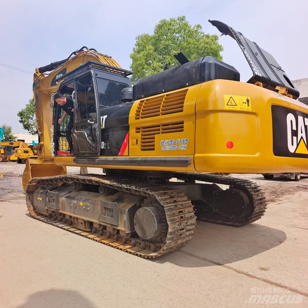 CAT 336D2L Bageri gusjeničari