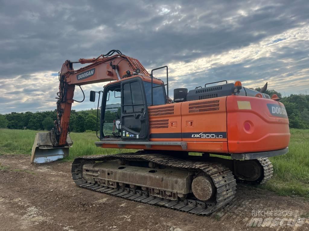Doosan DX 300 LC Bageri gusjeničari