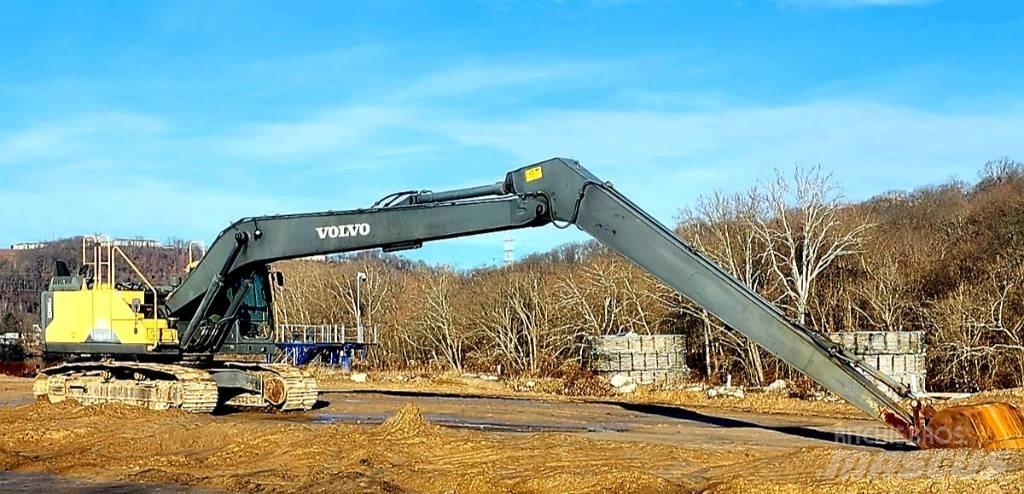 Volvo EC300ELR Bageri gusjeničari