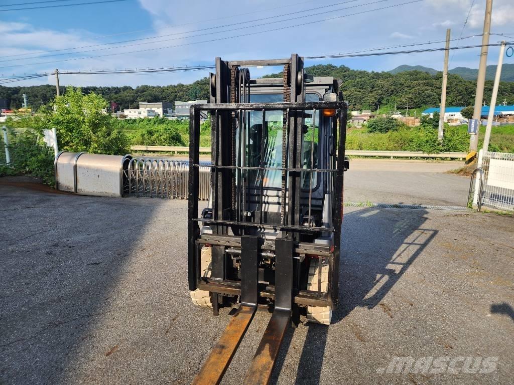 Toyota 7 FB 25 Električni viličari