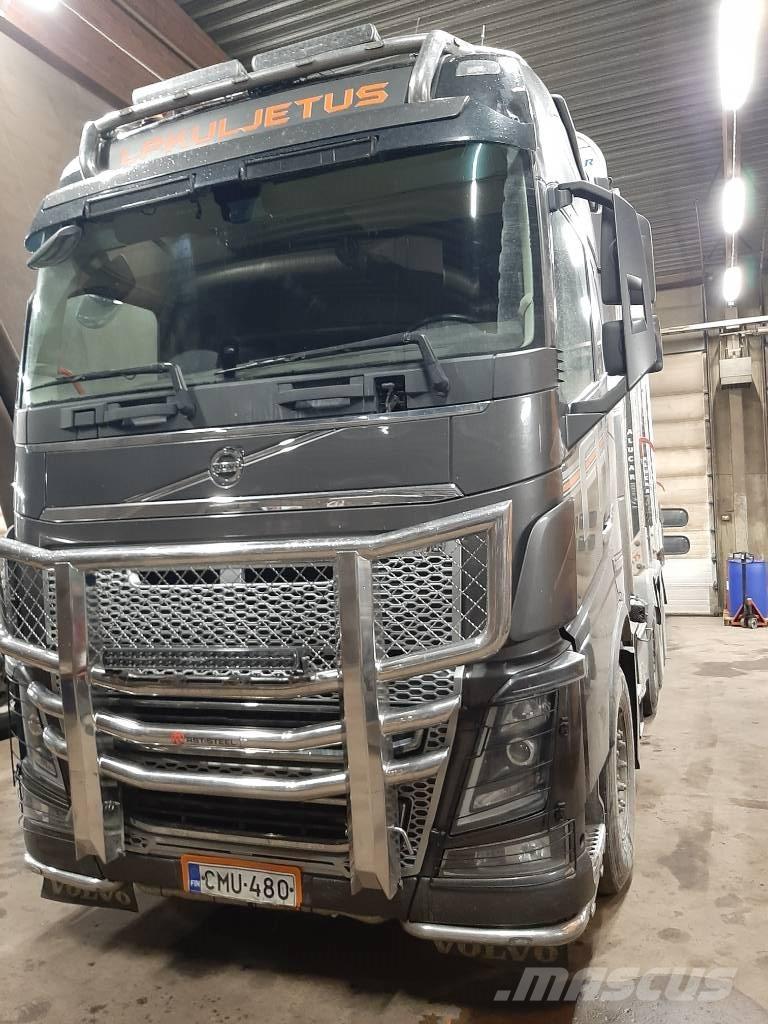Volvo FH 16 Kamioni za drva