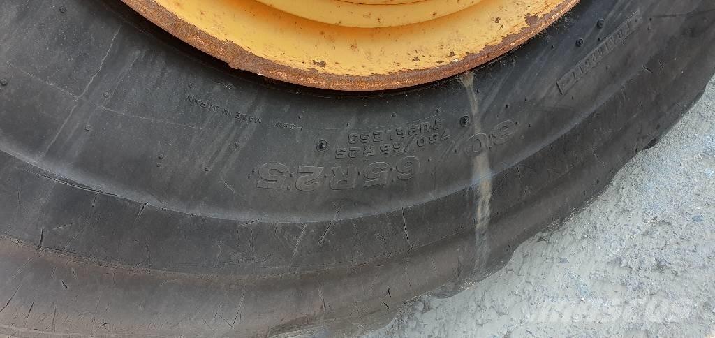 Volvo A 30 F Zglobni demperi