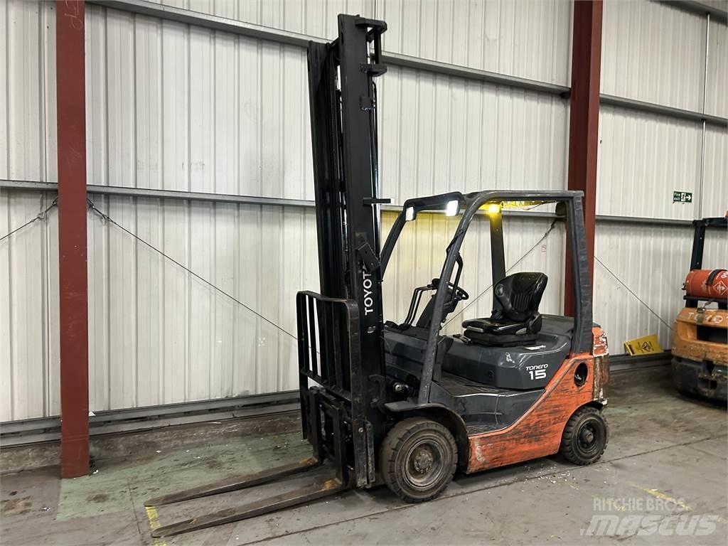 Toyota 02-8FDF15 Dizelski viličari
