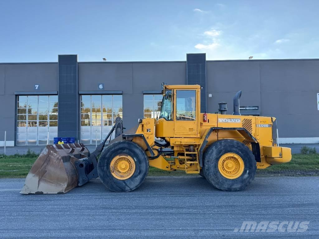 Volvo L 120 D Utovarivači na kotačima