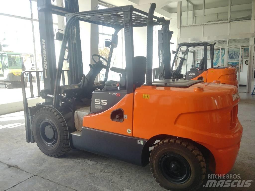 Doosan D55 SC-5 Dizelski viličari