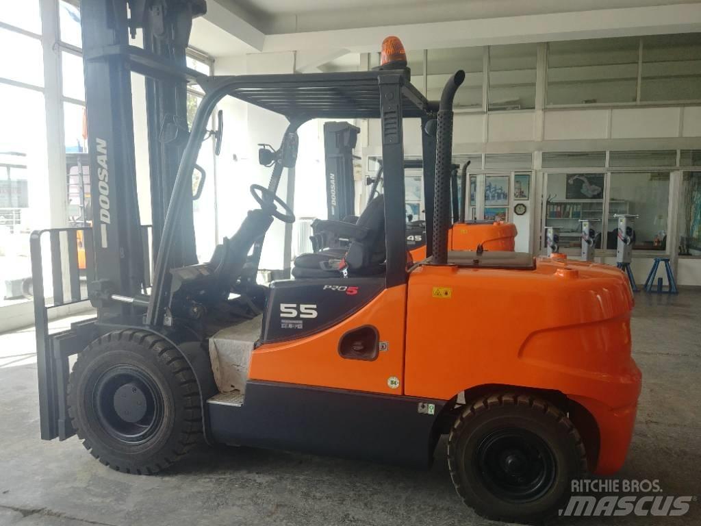 Doosan D55 SC-5 Dizelski viličari