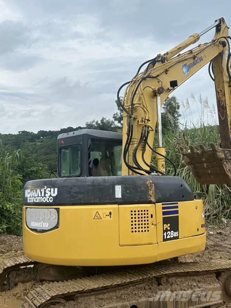 Komatsu PC 128 US Bageri gusjeničari