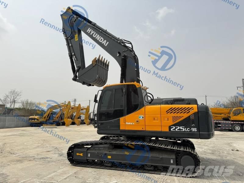 Hyundai 225 LC-9S Bageri gusjeničari