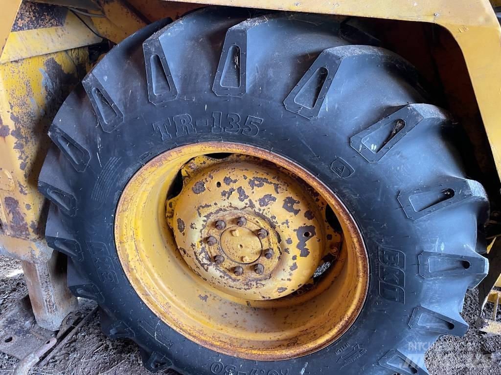 Massey Ferguson 50 B Utovarni rovokopači