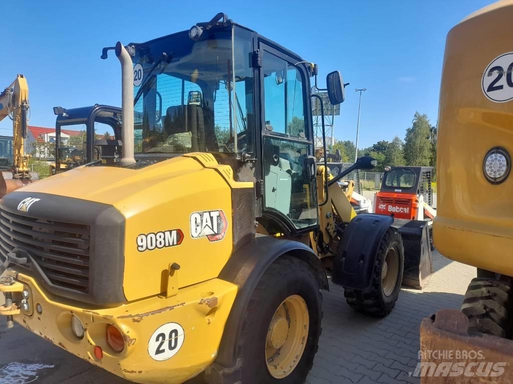 CAT 908M Utovarivači na kotačima