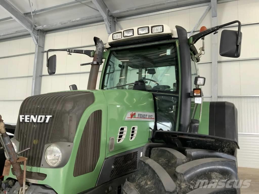 Fendt 817 Vario Traktori