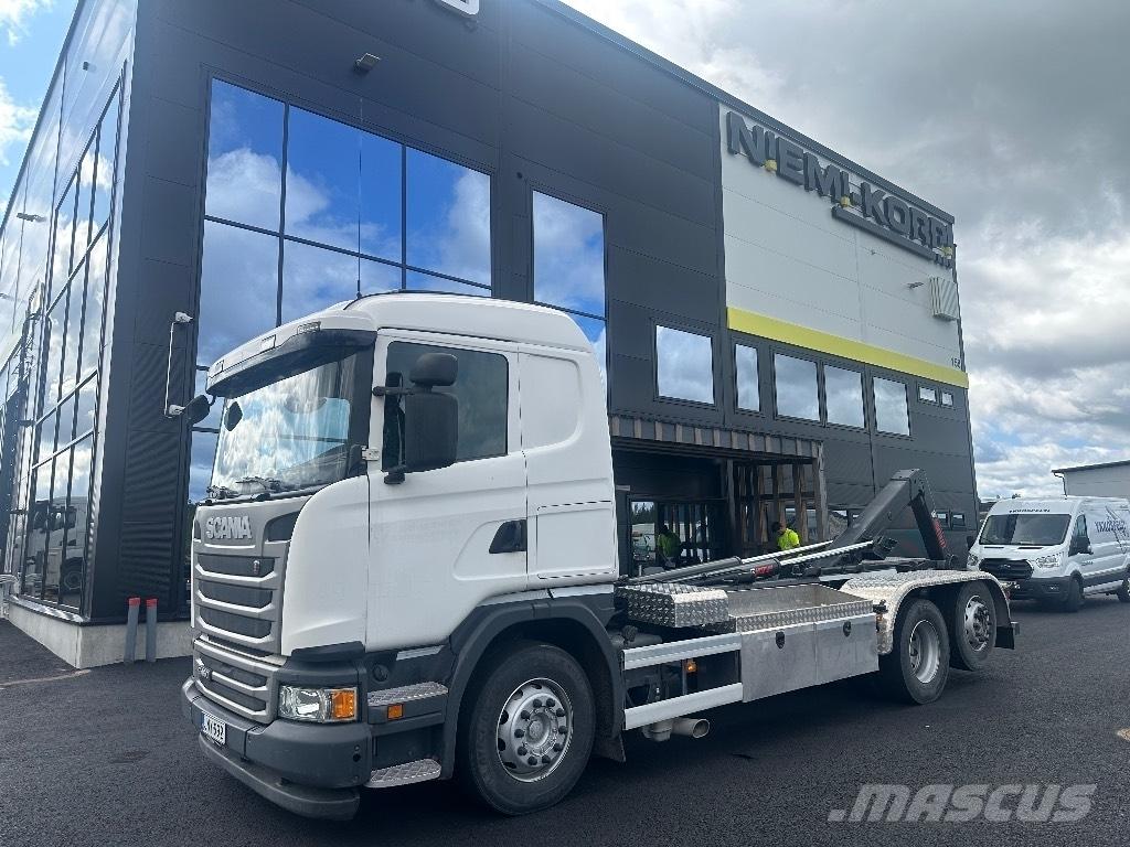 Scania G450 6x2*4 Rol kiper kamioni s kukama za dizanje