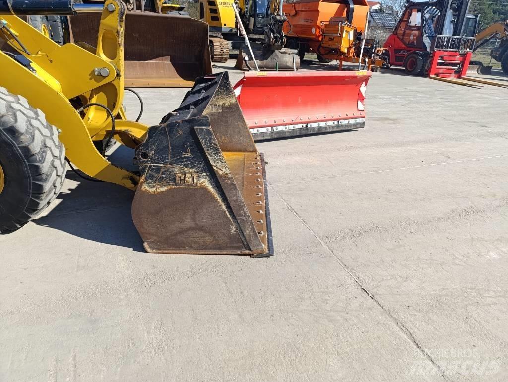 CAT 907 H 2 Utovarivači na kotačima