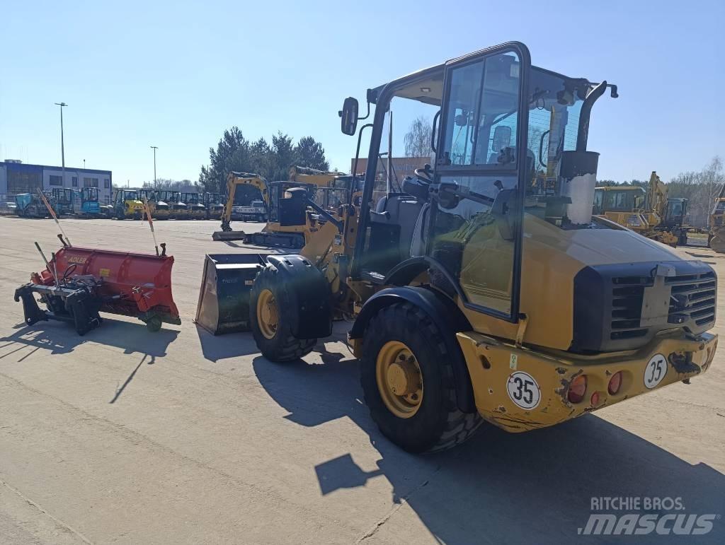 CAT 907 H 2 Utovarivači na kotačima
