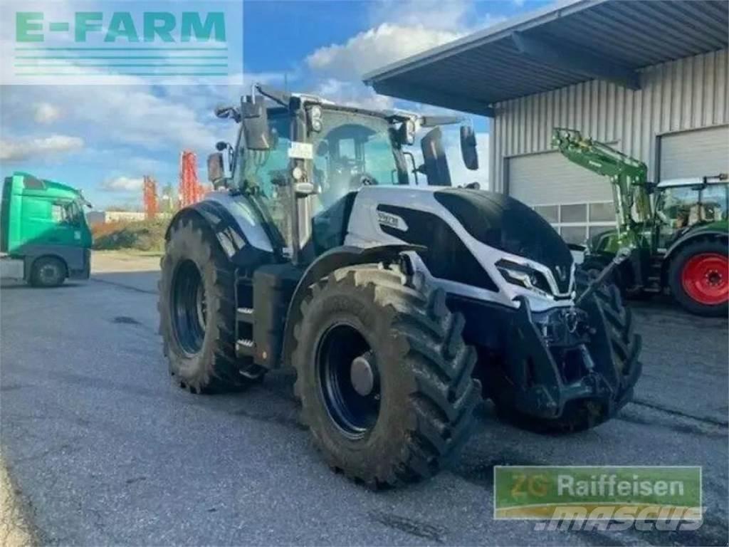 Valtra q265 Traktori