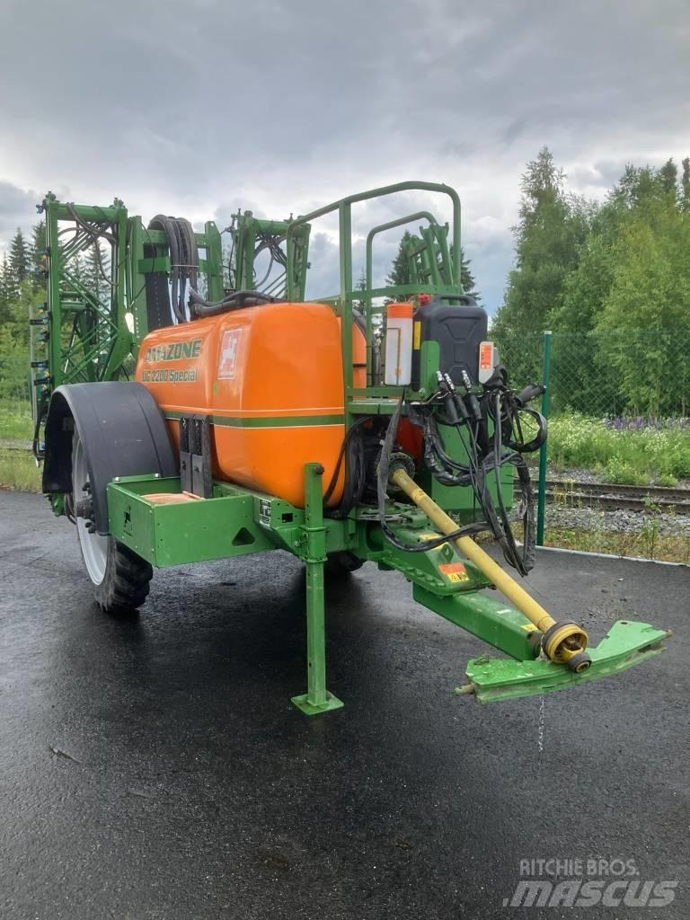 Amazone UG 2200 Vučene prskalice