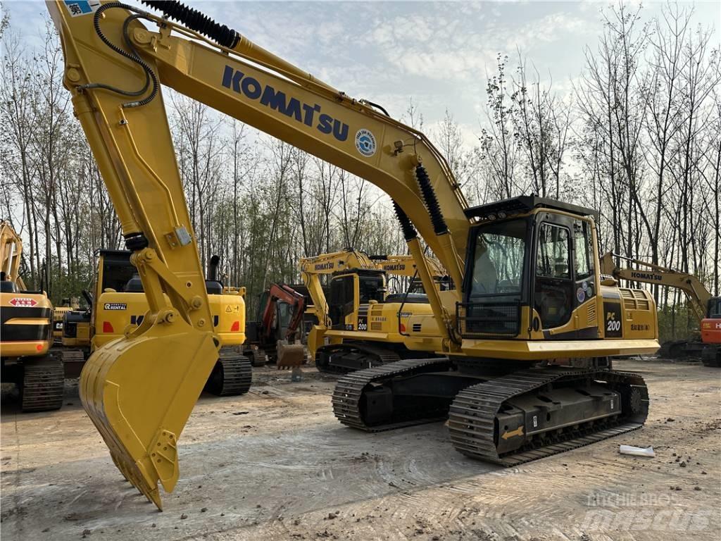 Komatsu PC200-8 Bageri gusjeničari