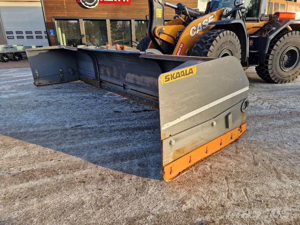 Skaala 30-58 TRA Sniježne daske i  plugovi