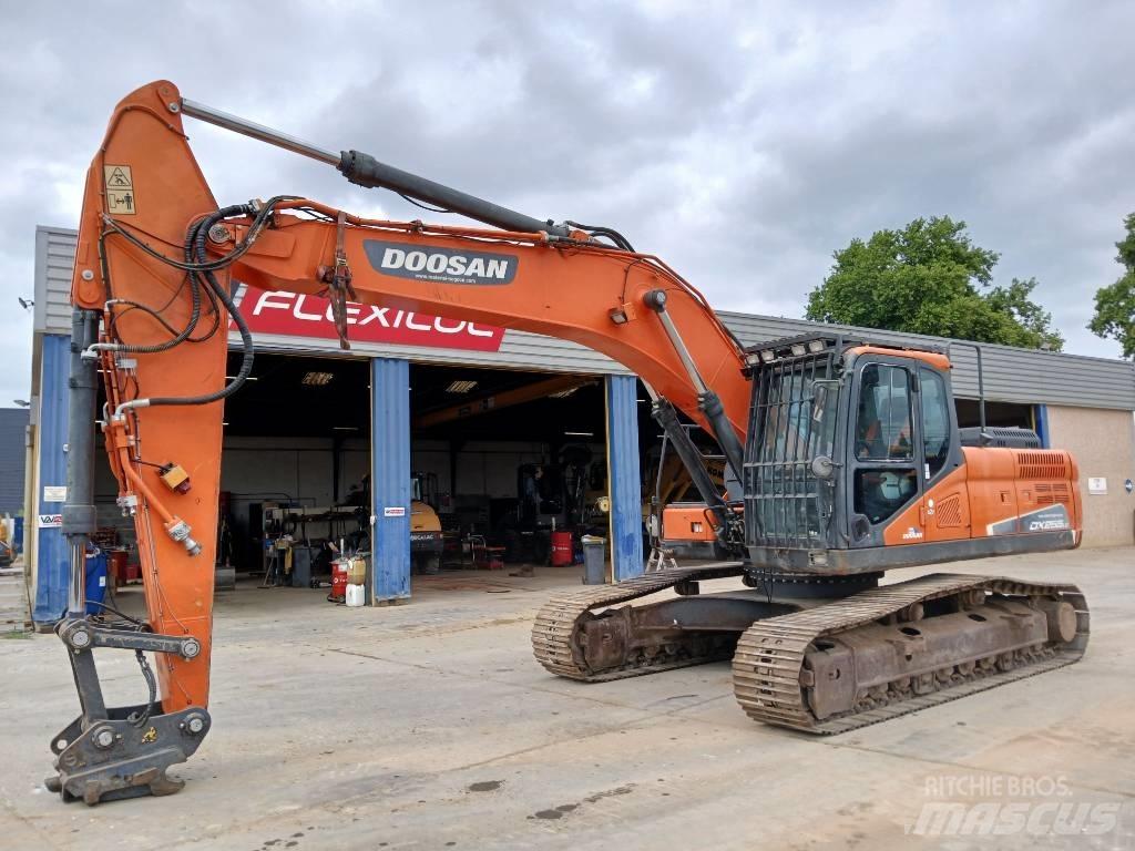 Doosan DX 255 LC Bageri gusjeničari