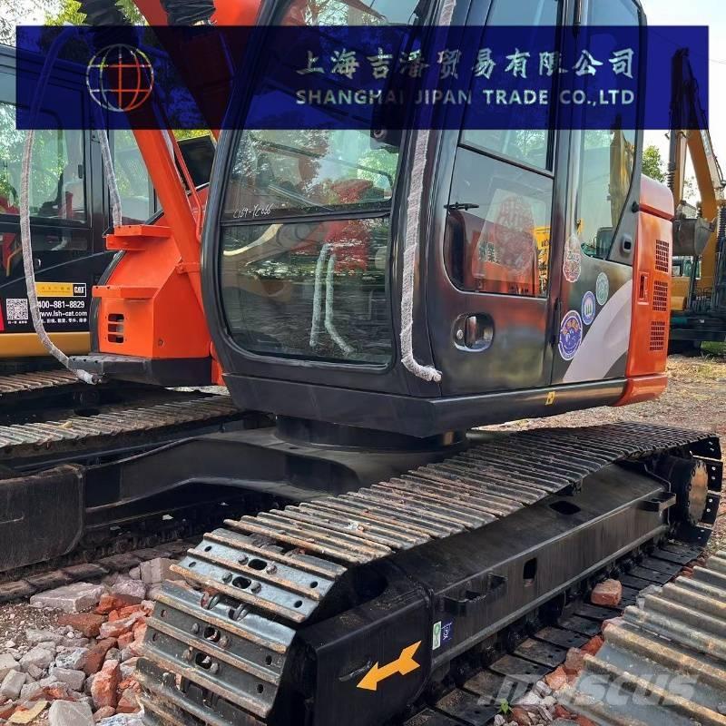 Hitachi ZX 135 Midi bageri 7t – 12t