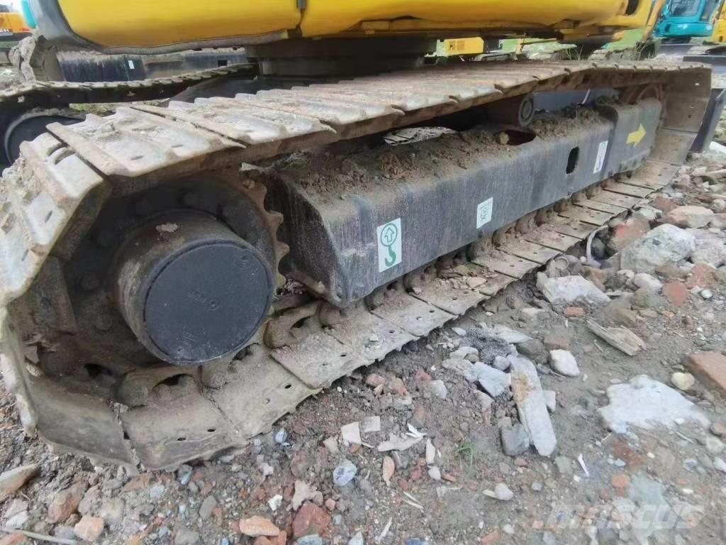 Komatsu PC40 Mini bageri <7t