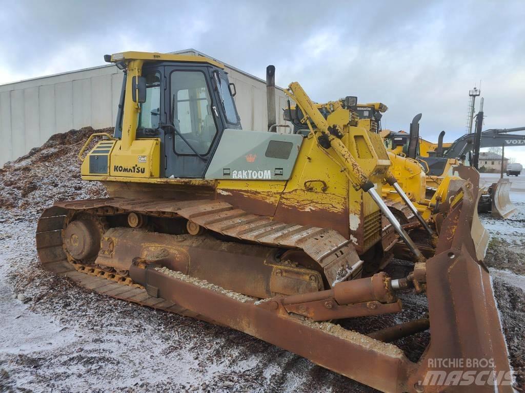 Komatsu D 65 PX-12 Buldožeri gusjeničari