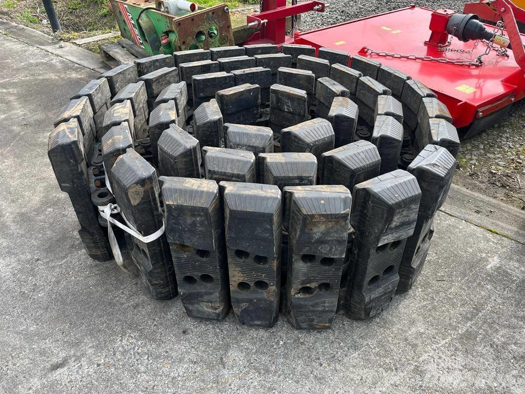 Doosan DX 235 Gusjenice