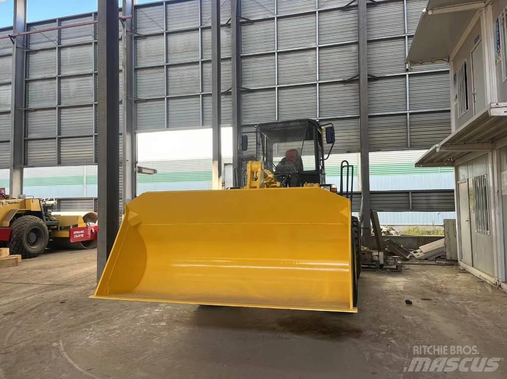 Komatsu WA 320-3 Utovarivači na kotačima