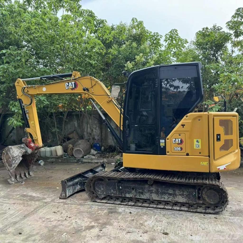 CAT 306 Bageri gusjeničari