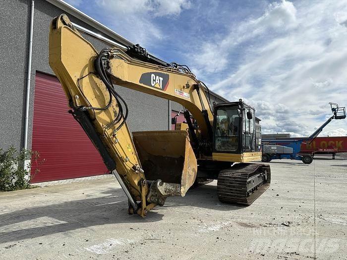 CAT 335FL Bageri gusjeničari