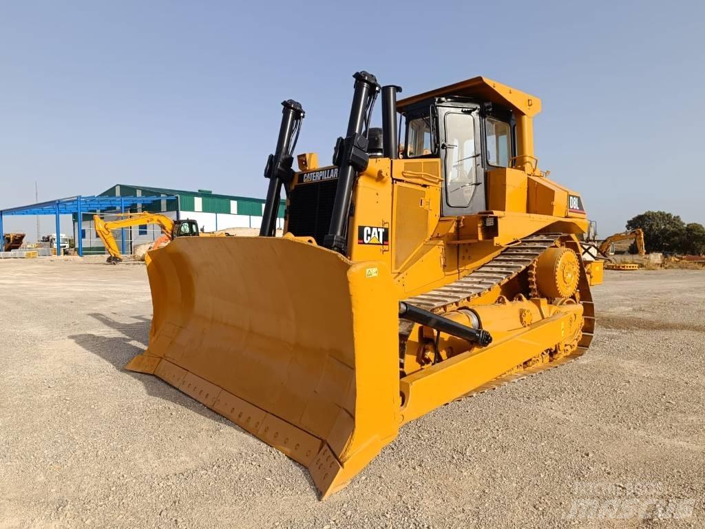 CAT D 8 L Buldožeri gusjeničari