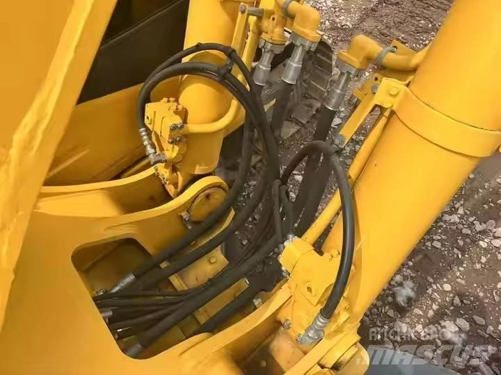 Komatsu PC450-7 Bageri gusjeničari