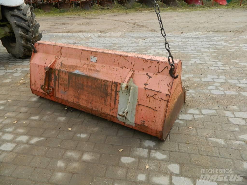  Kauss 19 Ostala oprema za utovarivanje i kopanje
