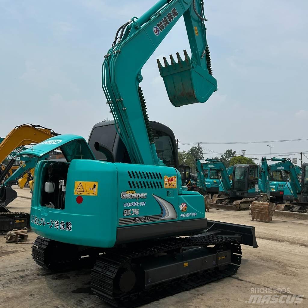 Kobelco 75 Bageri gusjeničari