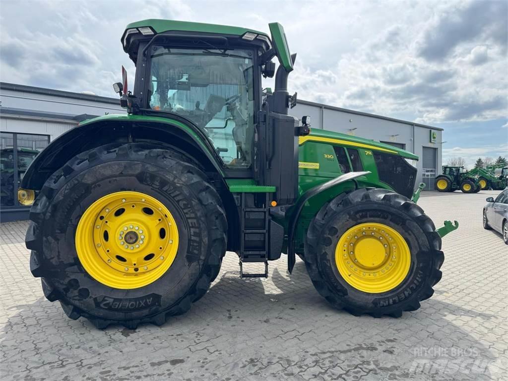 John Deere 7R 330 Traktori