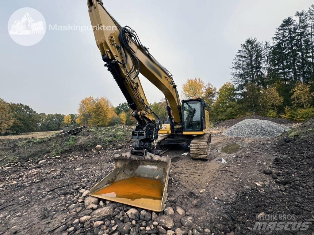 CAT 323 Bageri gusjeničari