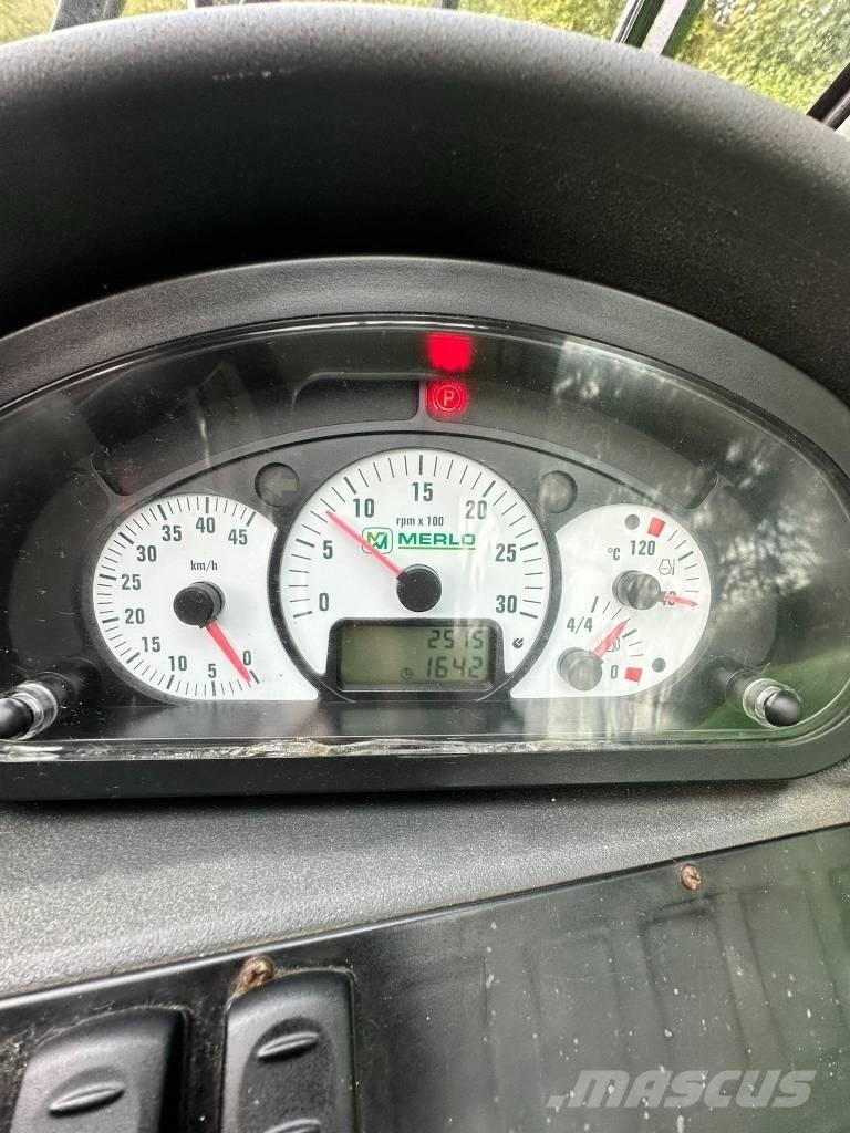 Merlo P 25.6 Teleskopski viličari