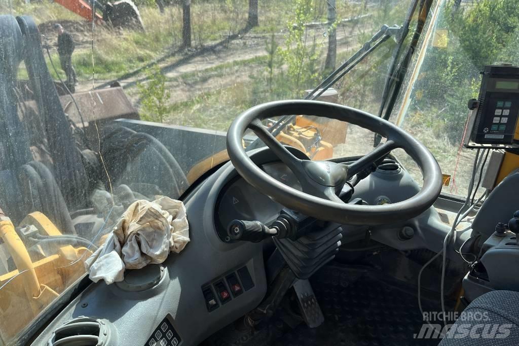 Volvo L 220 Utovarivači na kotačima