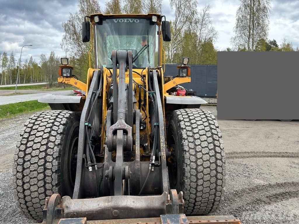 Volvo L 120 E Utovarivači na kotačima