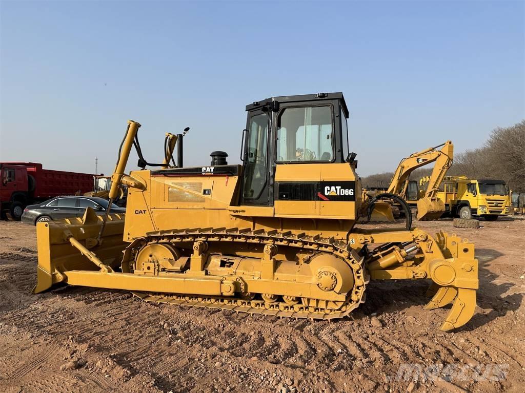 CAT D6G Buldožeri gusjeničari