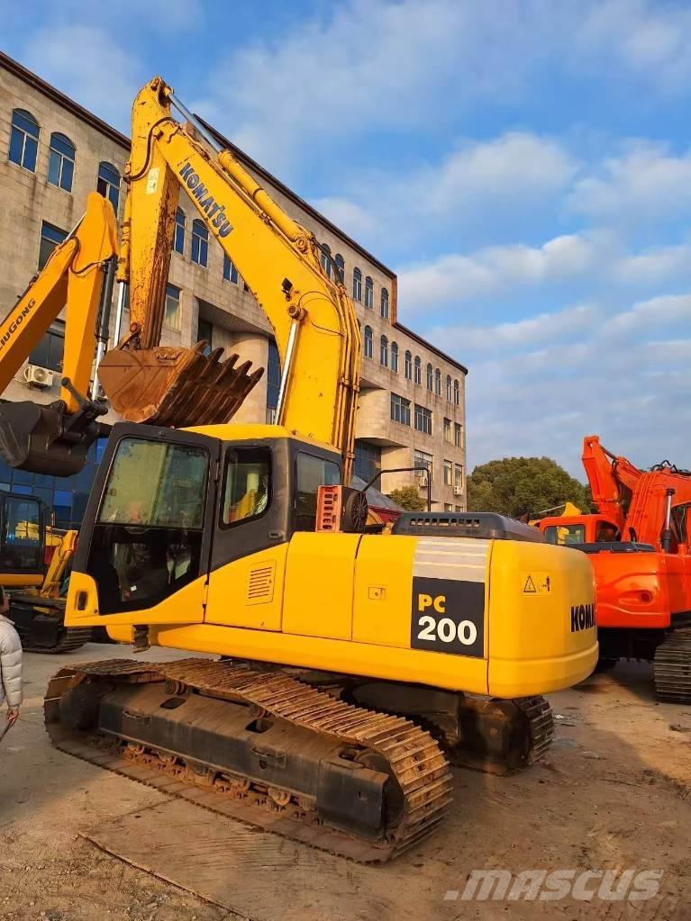 Komatsu PC 200-7 Bageri gusjeničari