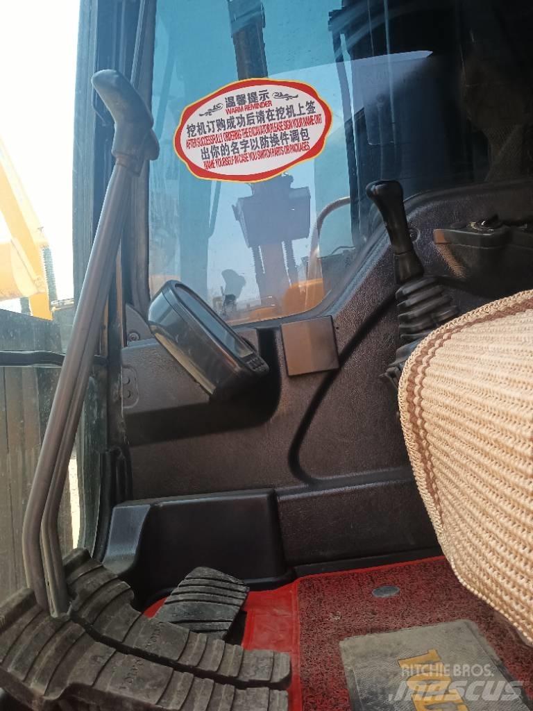 Volvo EC 240 Bageri gusjeničari