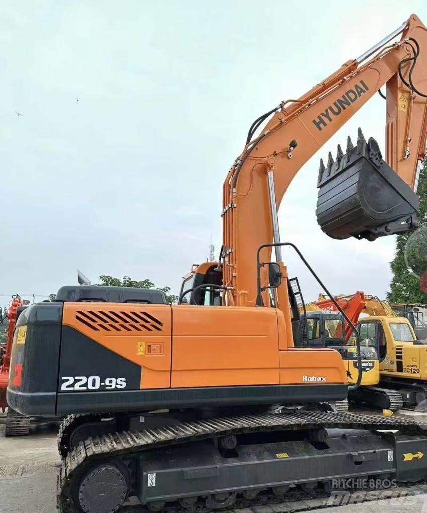Hyundai 220-9 Bageri gusjeničari