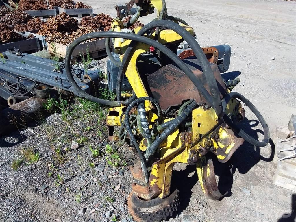 John Deere 745 Glave za kombajne