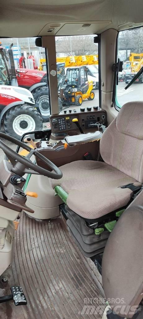 John Deere 6820 Traktori